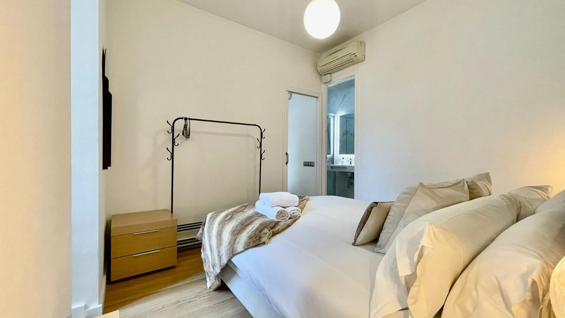 The Gaudi Suites II Barcelona 0*,