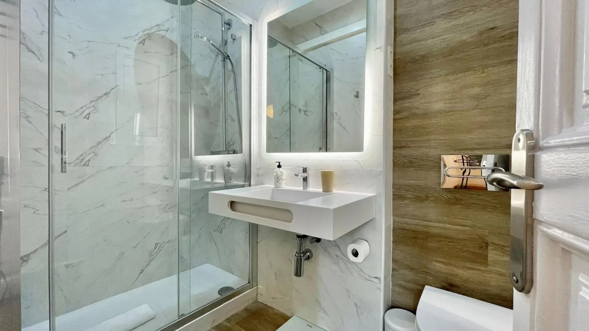 The Gaudi Suites II Barcelona