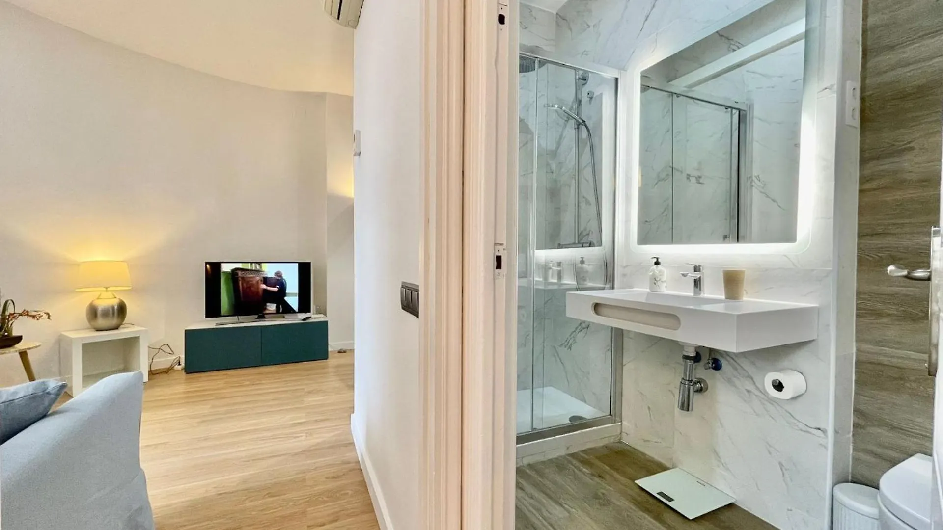 The Gaudi Suites II 바르셀로나