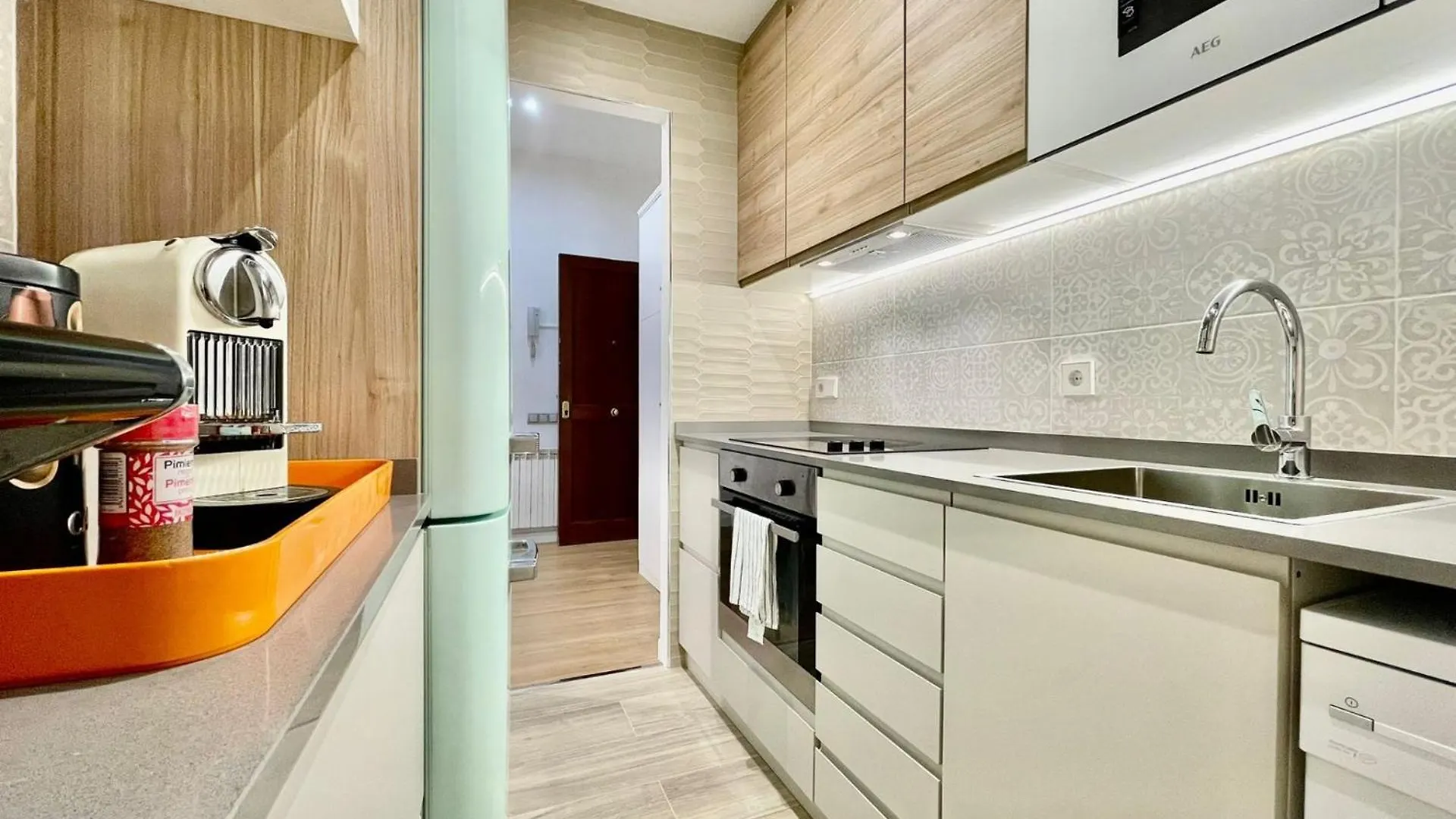 Apartment The Gaudi Suites II Barcelona