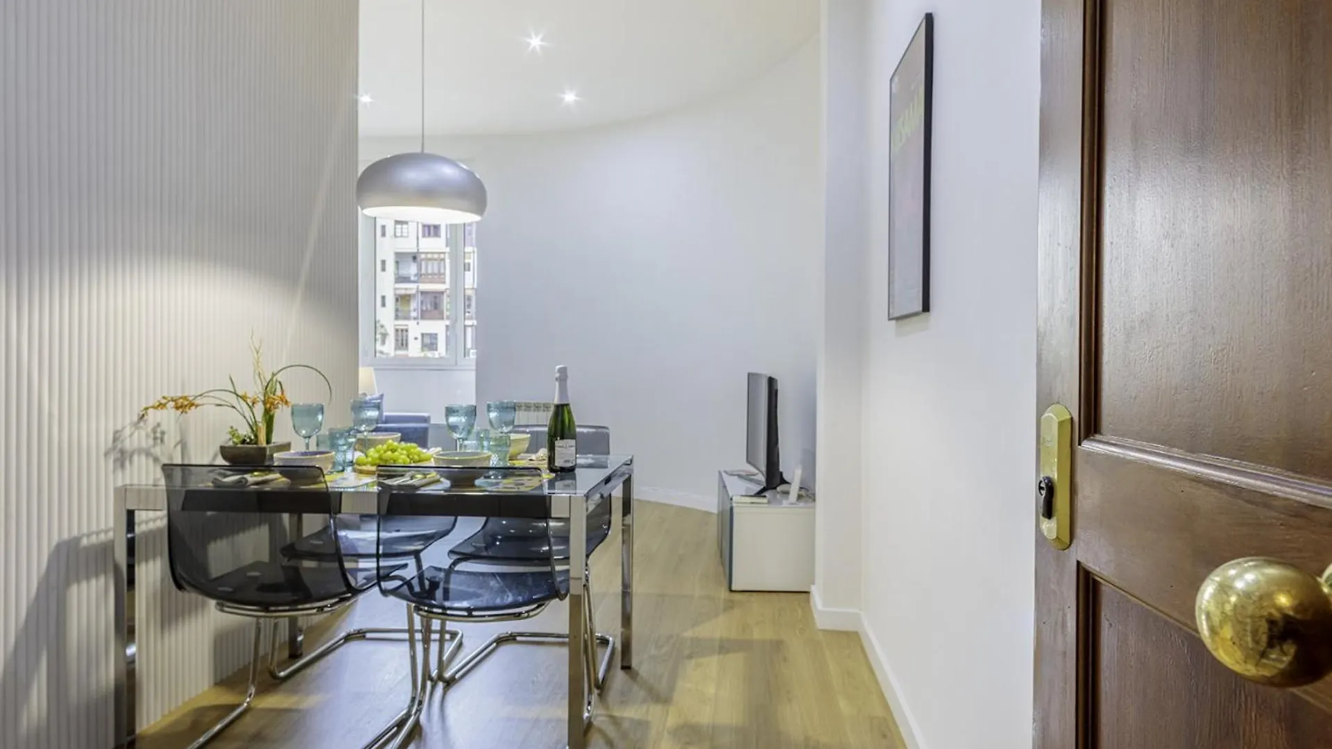 Apartment The Gaudi Suites II Barcelona
