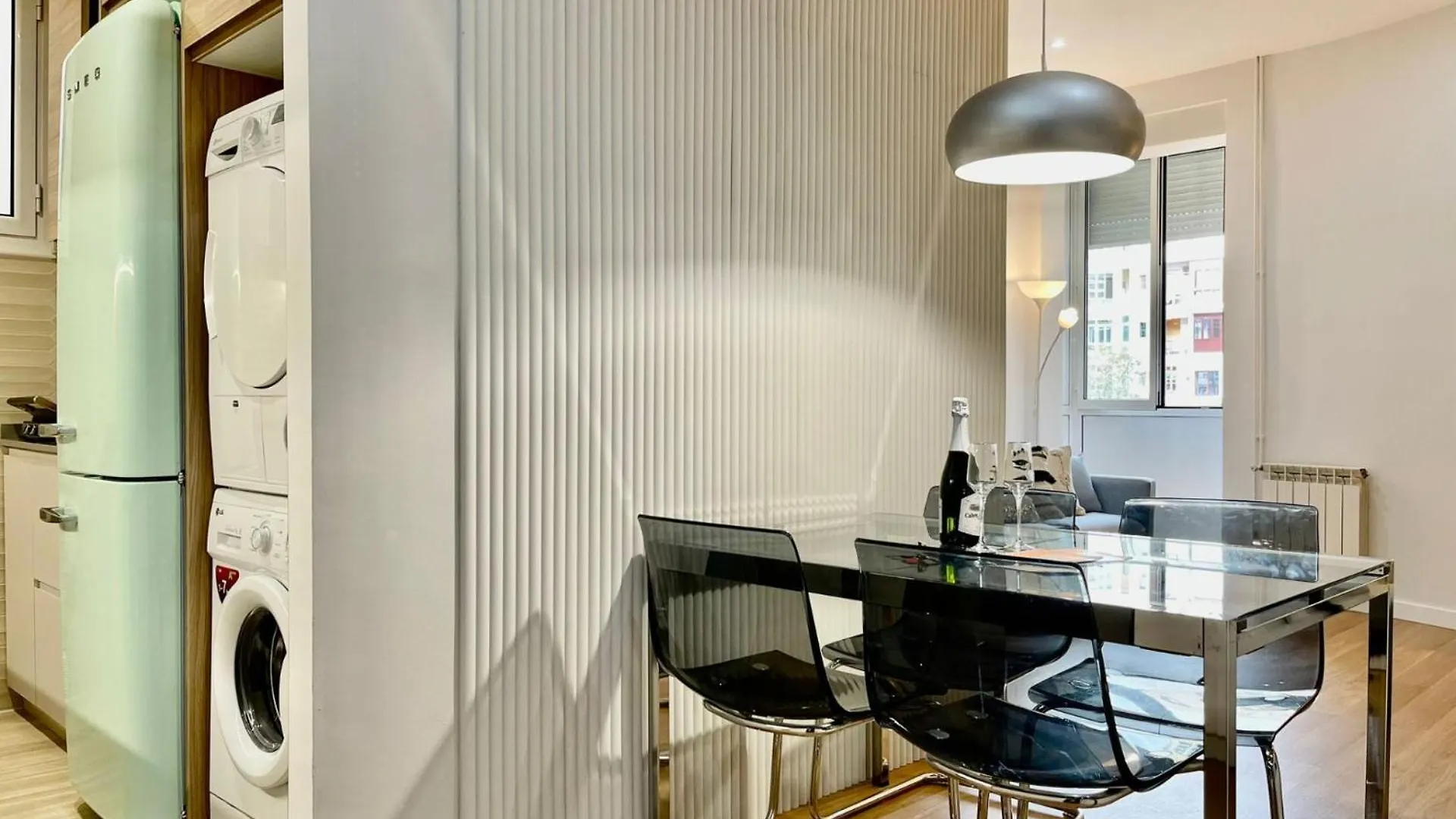 Apartment Barcelonaforrent The Gaudi Suites